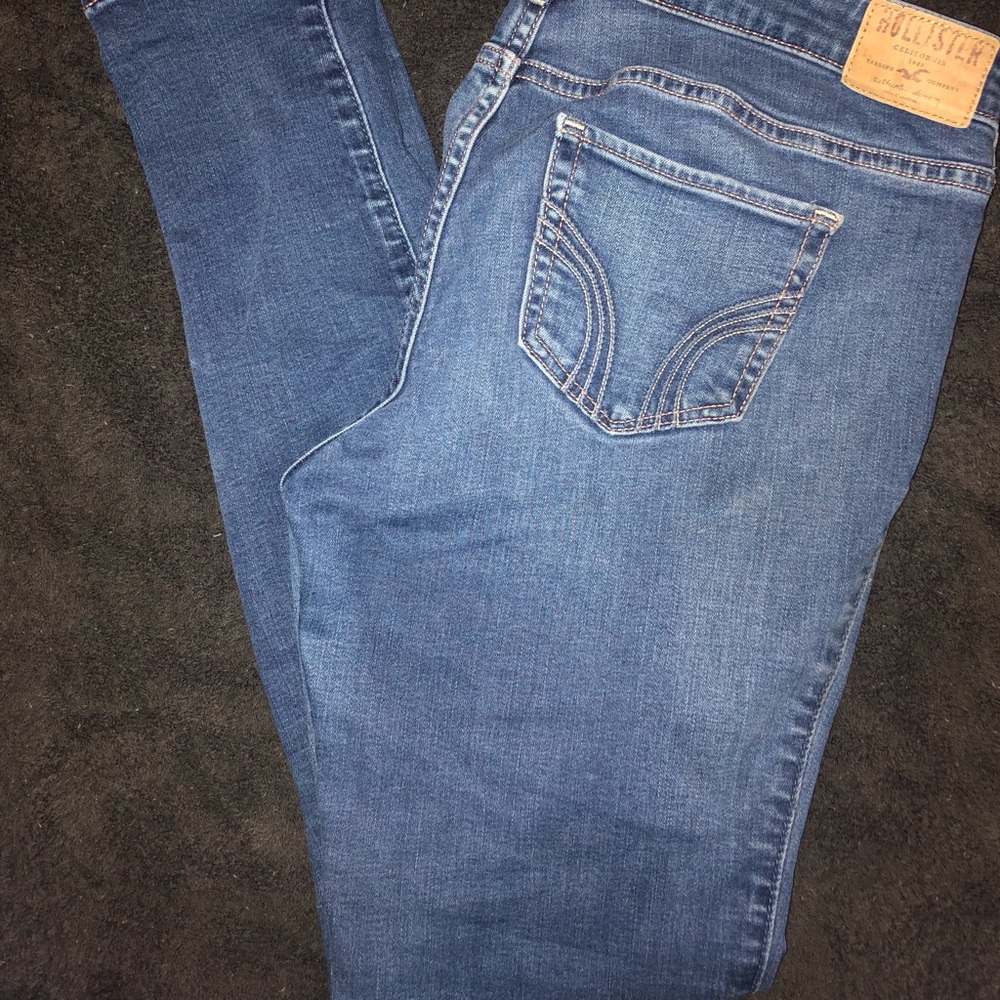 Hollister jeans